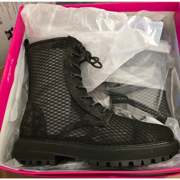 Shoedazzle Black Show Some Attitude Booties New in Box Size 7.5 - Picture 5 of 5